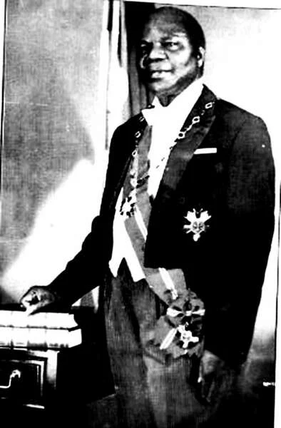 Portrait officiel de Justin AHOMADEGBE